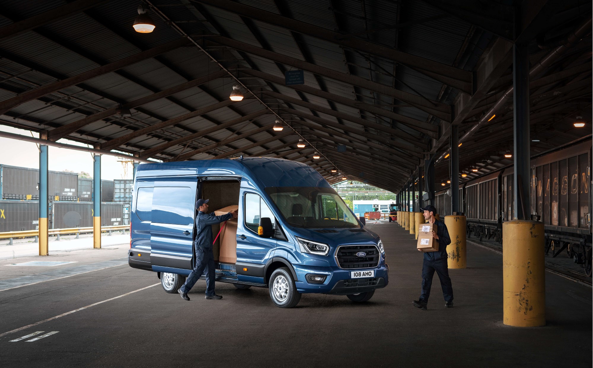 Ford Transit Skåpbil rymmer mycket för alla arbeten