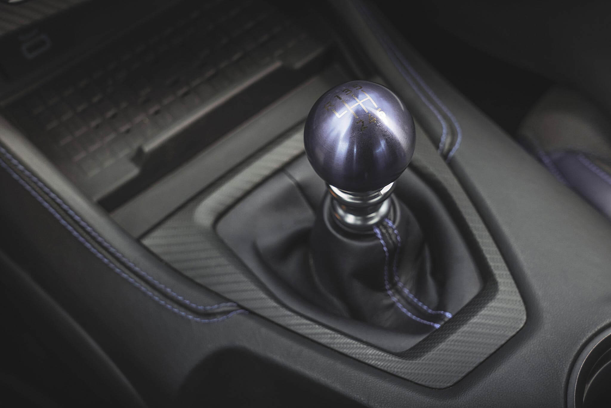 Ford Mustang Dark Horse växelspak i titan