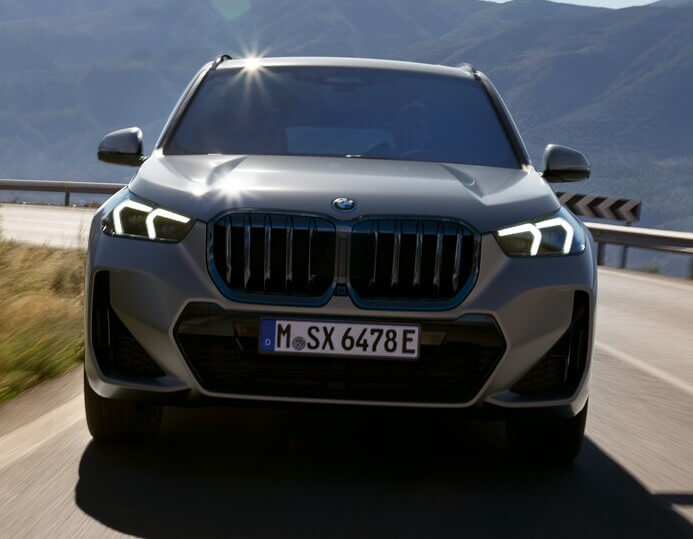 BMW X1 tjänstebil front